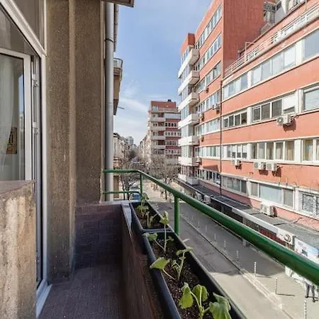 Bohohome Next To The Main Street Apartment Sofia